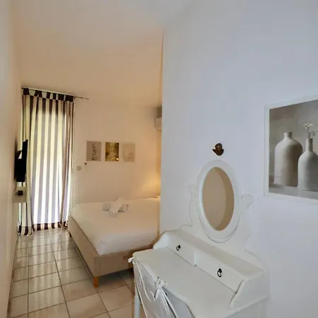 Family, 4 Pers, Parking, Piscine * Antibes